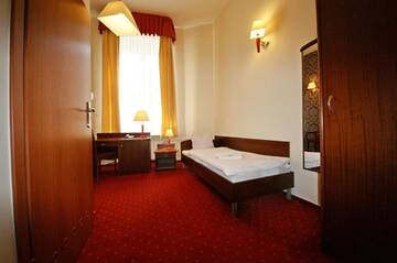 Фото номера Одноместный номер Отель Hotel Staromiejski г. Слупск 5