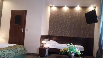 Фото номера Большой семейный номер Отель Hotel Atena г. Слупск 6